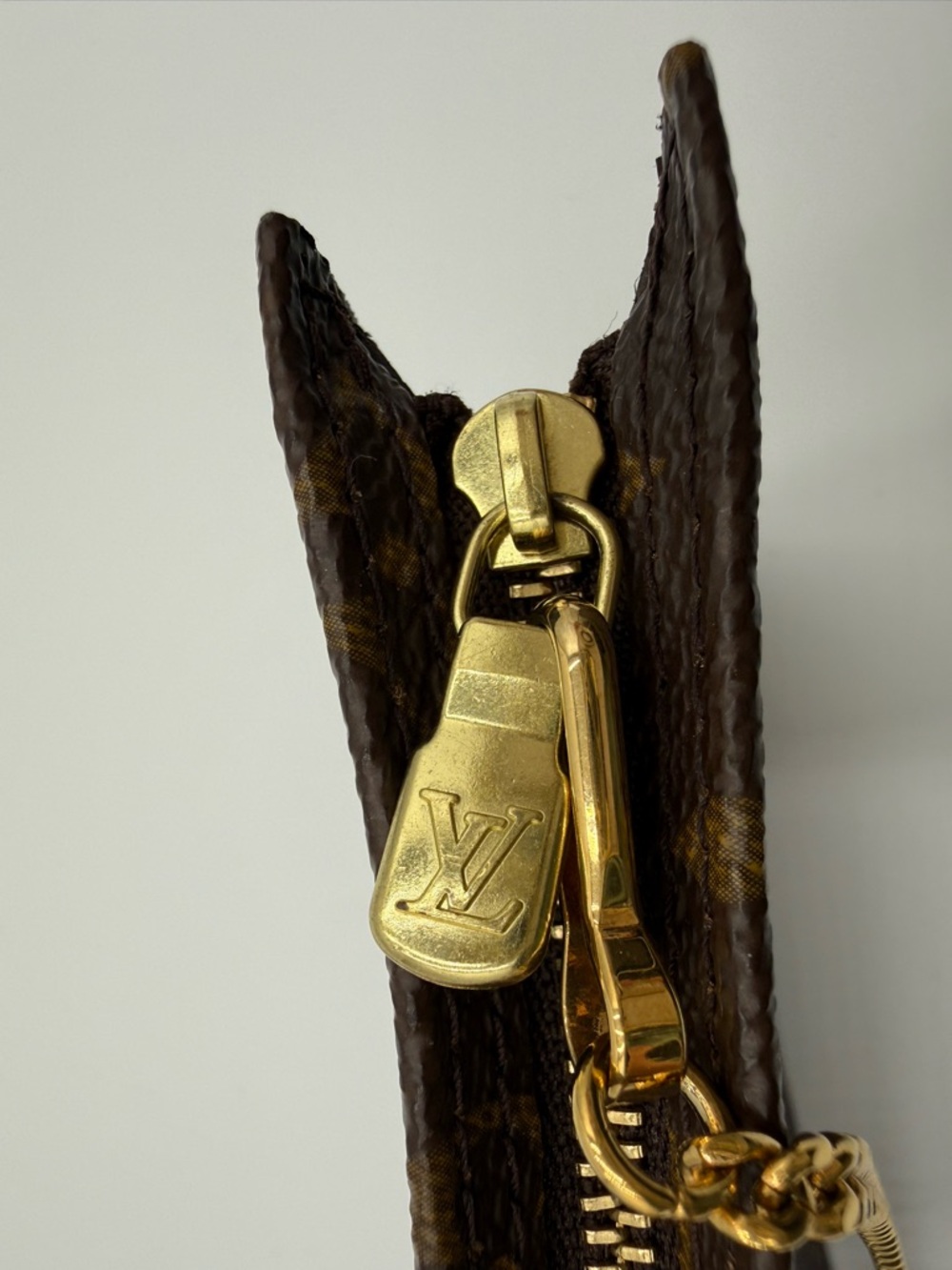 Vintage Louis Vuitton LV Bucket Accessory Pouch Authentic - Picture 7 of 15